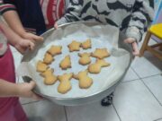 Παρασκεύασαν μπισκότα στους  βρεφονηπιακούς της Μητρόπολης Μαρωνείας