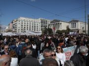 Μαζικές πορείες διαμαρτυρίας για την τραγωδία στα Τέμπη