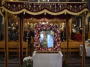 Θεία Λειτουργία, παρουσία της Εικόνος της Θεοτόκου στον Ιερό Ναό Αγίων Κωνσταντίνου και Ελένης Άνω Λιοσίων