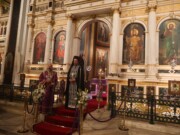 Η Ακολουθία του Όρθρου της Μεγάλης Τετάρτης στον Ιερό Καθεδρικό Ναό του Αγίου Νικολάου Ερμουπόλεως