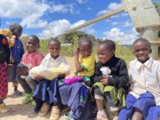 Ένα κοντέινερ αγάπης στην καρδιά της Τανζανίας