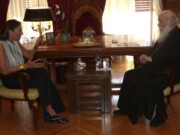 H Γενική Γραμματέας Δημόσιας Περιουσίας του Υπουργείου Οικονομικών Αθηνά – Μαρία Κόλλια στον Αρχιεπίσκοπο