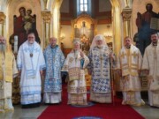 Πλήθος πιστών στην Πατριαρχική Θεία Λειτουργία στο Ελσίνκι