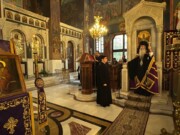 Μητροπολίτης Πειραιώς: «Να αγαπήσουμε τον Νυμφίο Χριστό όχι με λόγια, αλλά με πράξεις»