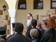 32.000 έτοιμα γεύματα, δέματα αγάπης και πασχαλινά δώρα από την Ι. Μ. Φθιώτιδος