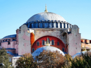 Ξεκινούν οι εργασίες αποκατάστασης του τρούλου της Αγίας Σοφίας