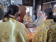 Αρχιερατικό Συλλείτουργο στον Ι.Ν. Αγίου Ιωάννου Θεολόγου Μεσοχωρίων – Καρύστου