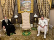 Ο νέος Αρχηγός του Λιμενικού Σώματος στον Μητροπολίτη Πειραιώς