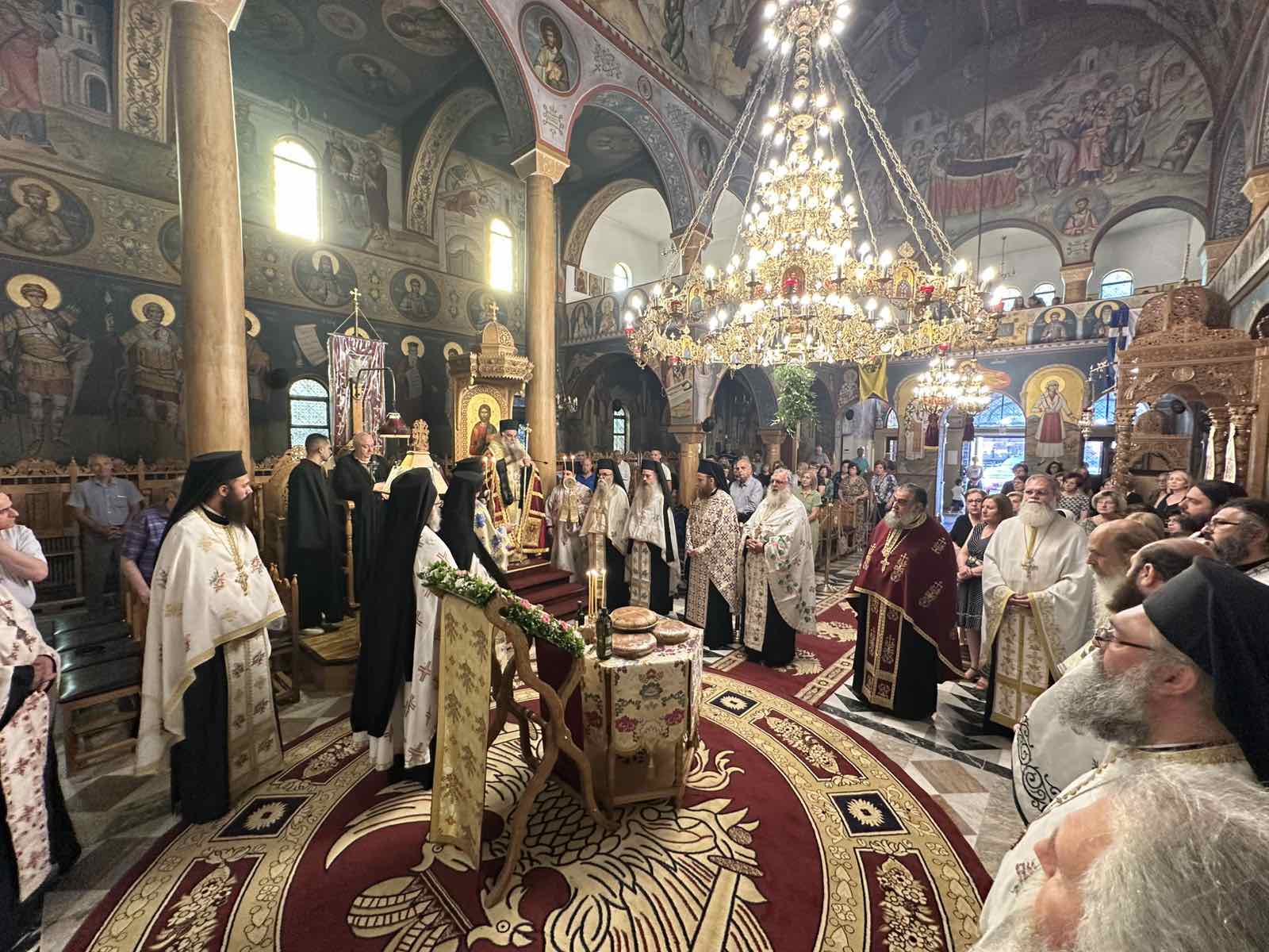 Με μεγάλη συμμετοχή των πιστών εορτάσθηκε η μνήμη των Αγίων Πάντων στον φερώνυμο ιερό ενοριακό ναό της Έδεσσας