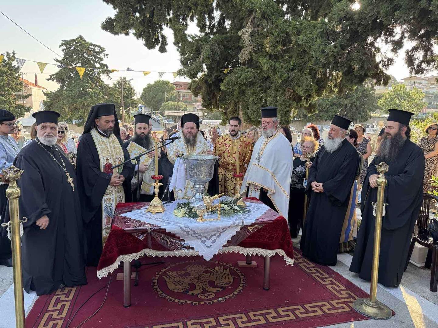 Θυρανοίξια Ιερού Παρεκκλησίου του Αγ. Πνεύματος στη Ν. Μεσήμβρια Θεσσαλονίκης- Δείτε ξανά την ΑΠΕΥΘΕΙΑΣ ΜΕΤΑΔΟΣΗ της 4Ε