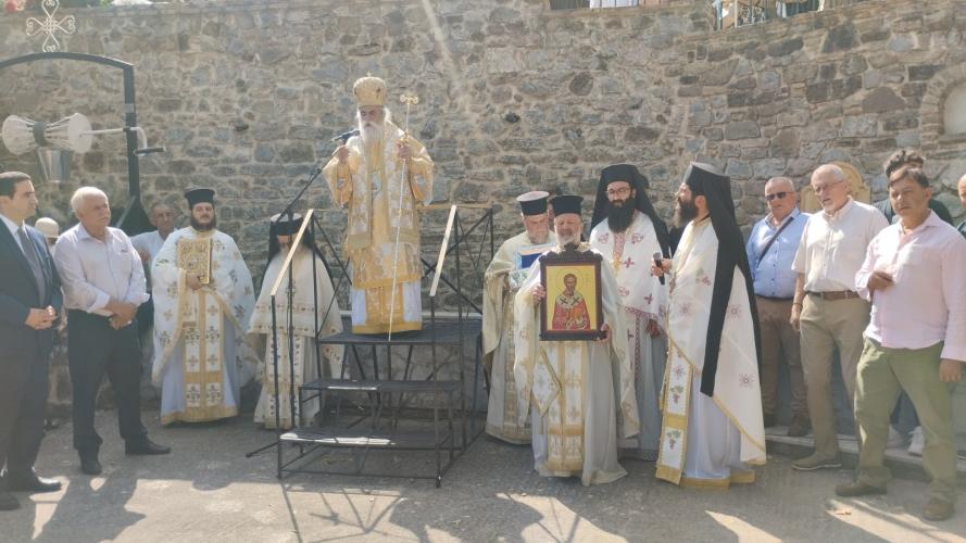 Αρχιερατική Θεία Λειτουργία στο Ιερό Προσκύνημα Αγίου Νικολάου στα Σπάτα Αχαΐας