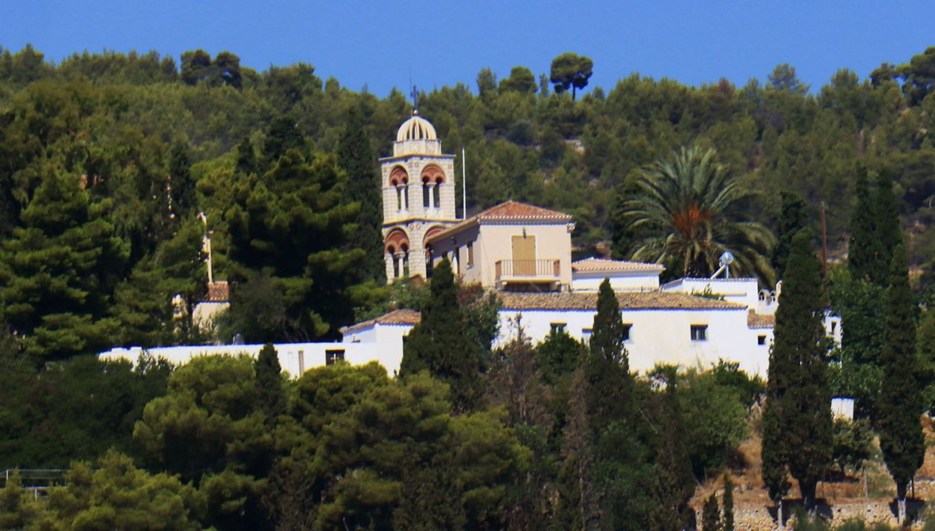 Πανηγυρίζει η Ιερά Μονή των Αγίων Πάντων Σπετσών
