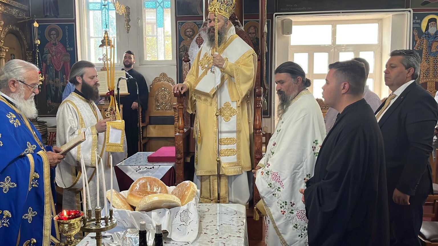 Πλήθος πιστών τίμησε τους Αγίους Αναργύρους  στον ομώνυμο οικισμό του Δήμου Αμυνταίου