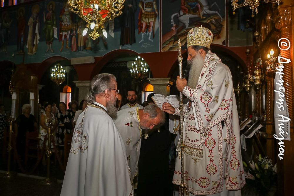 Μητροπολίτης Φθιώτιδος : «Στα πρόσωπα των Αγίων Αναργύρων εορτάζουμε την δικαιοσύνη»