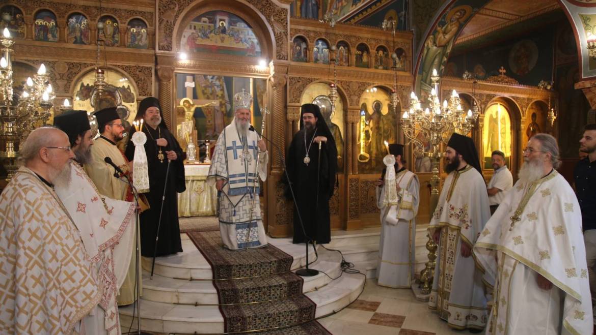 Ὁ Μητροπολίτης Καστορίας στὴ Ναύπακτο, μὲ ἀφορμὴ τὴ συμπλήρωση 30 ἐτῶν ἀπὸ τὴν Χειροτονία εἰς Ἐπίσκοπον τοῦ Μητροπολίτου Ναυπάκτου κ. Ἱεροθέου