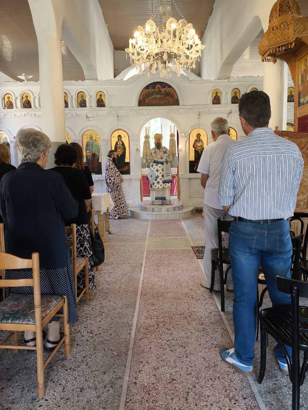 “Η αγιότητα της μητρότητας και της παιδικής αθωότητας” – Αρχιερατική Θεία Λειτουργία στο Παρόρι Φλώρινας