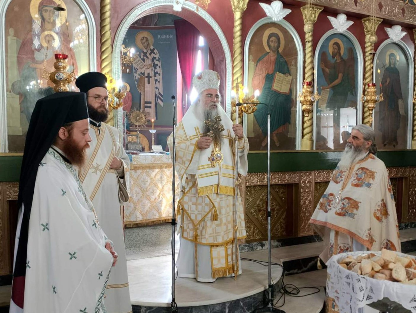 Αρχιερατική Θεία Λειτουργία στον Άγιο Λουκά Γιαννιτσών