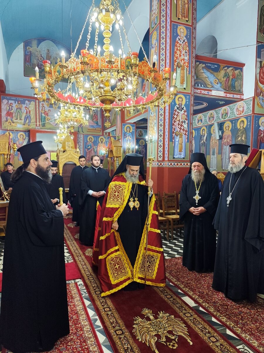 Κορύφωση των τιμών προς τον άγιο και ένδοξο ιερομάρτυρα Σεραφείμ αρχιεπίσκοπο Φαναρίου και Νεοχωρίου