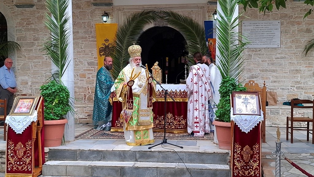 Πανηγυρίζει η Ι.Μ. Τιμίου Σταυρού Σάμου – Το πρόγραμμα