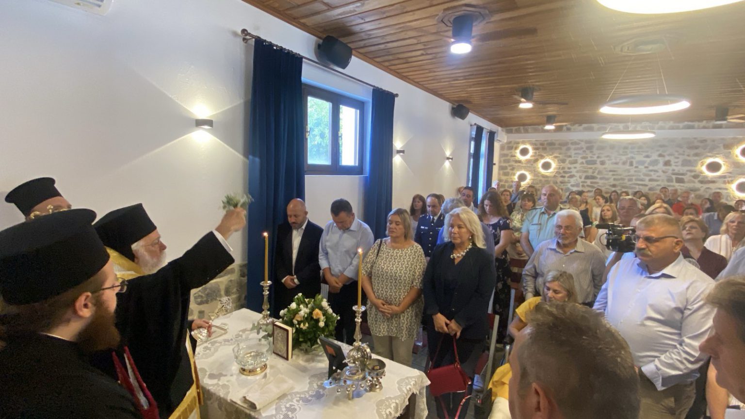Δημητριάδος Ιγνάτιος: «Οι συσκευές δεν αγαπούν – η αληθινή αγάπη βρίσκεται στους ανθρώπους» – Κοντά στους Μαθητές ο Μητροπολίτης