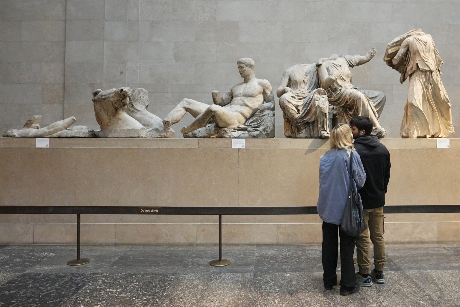 Πάνω από το 50% των Βρετανών υπέρ του επαναπατρισμού των Γλυπτών του Παρθενώνα