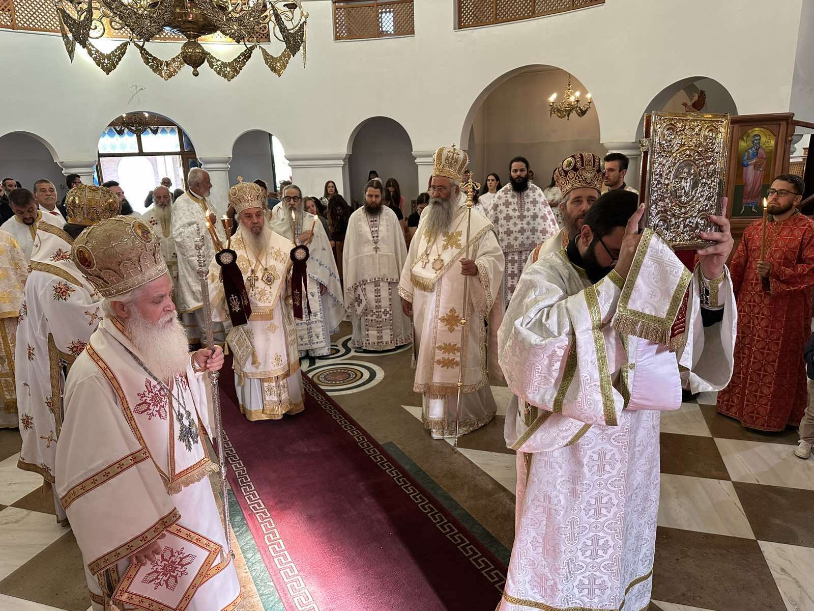 Ενθρόνιση και Αρχιερατικό Συλλείτουργο στο Αργυρόκαστρο