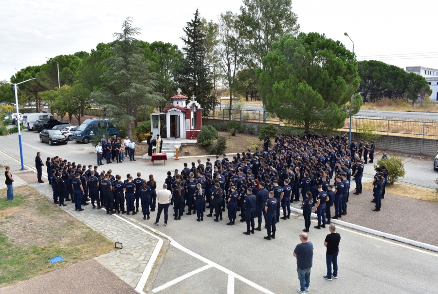 Τρισάγιο από τον Μητροπολίτη Μαρωνείας στη Σχολή Δοκίμων Αστυφυλάκων