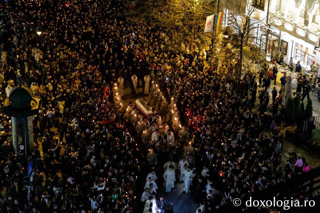 Η Λιτανεία της Αγίας Παρασκευής της Επιβατινής στο Ιάσιο της Ρουμανίας