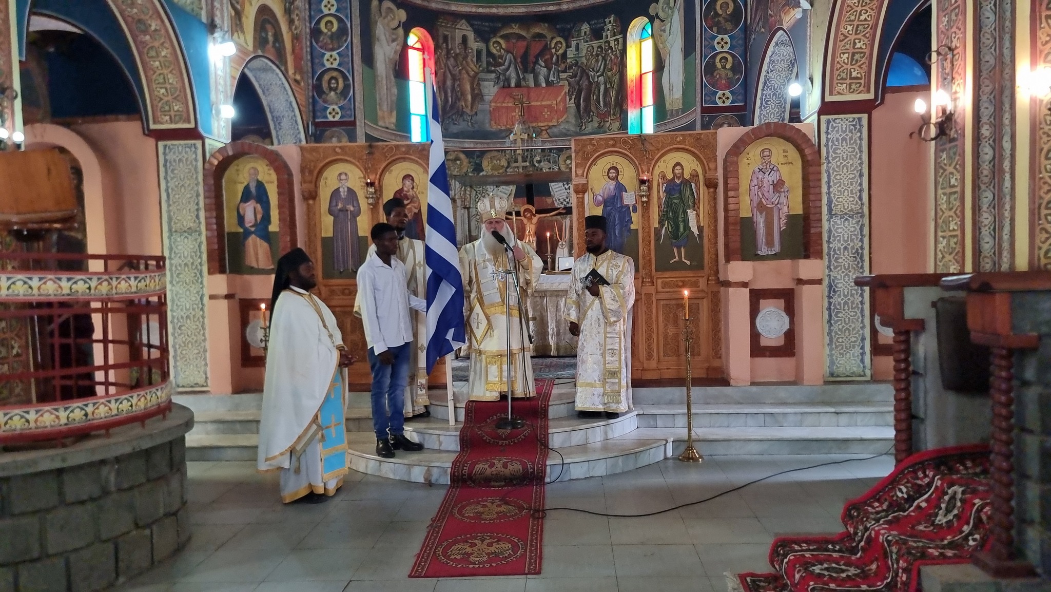 Αρχιερατική Θεία Λειτουργία στην Θεολογική Σχολή της Κινσάσας- Δοξολογία για την 28η