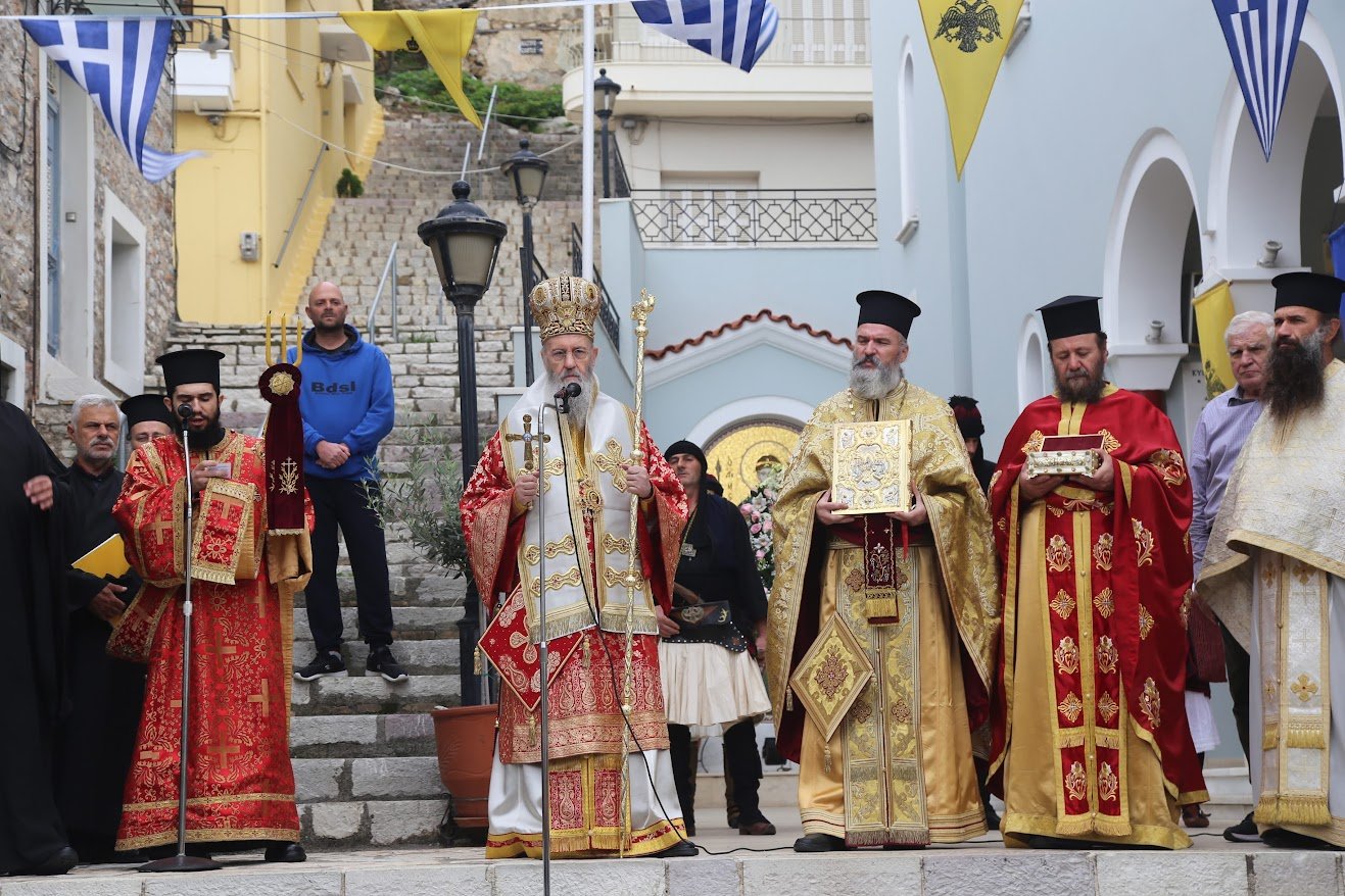 Η Ναύπακτος τίμησε τον Πολιούχο της, Άγιο Μεγαλομάρτυρα Δημήτριο