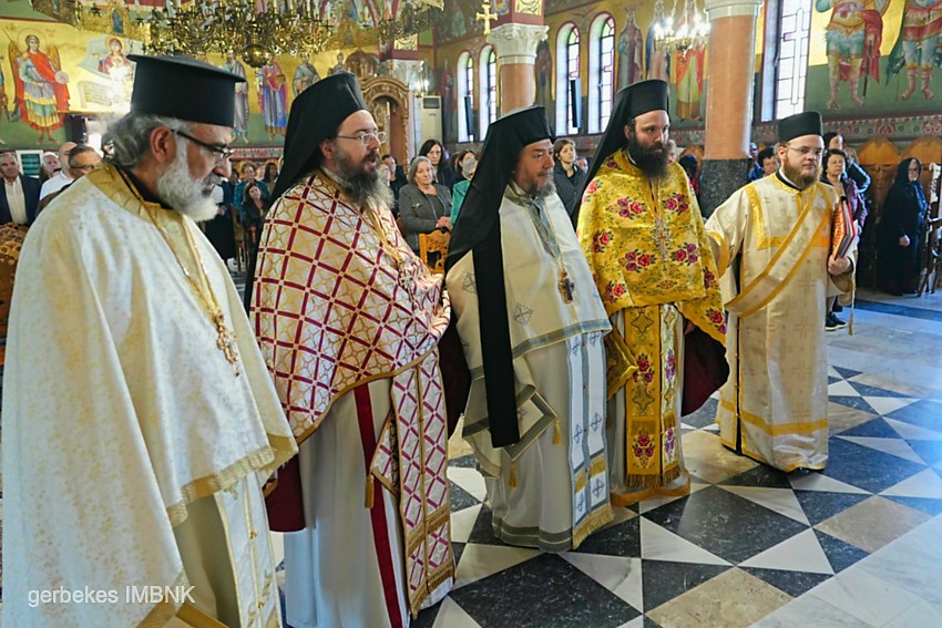Αρχιερατική θεία Λειτουργία στην Ιερά Μονή Αγίας Κυριακής Λουτρού Ημαθίας -Χειροθεσία Πνευματικών