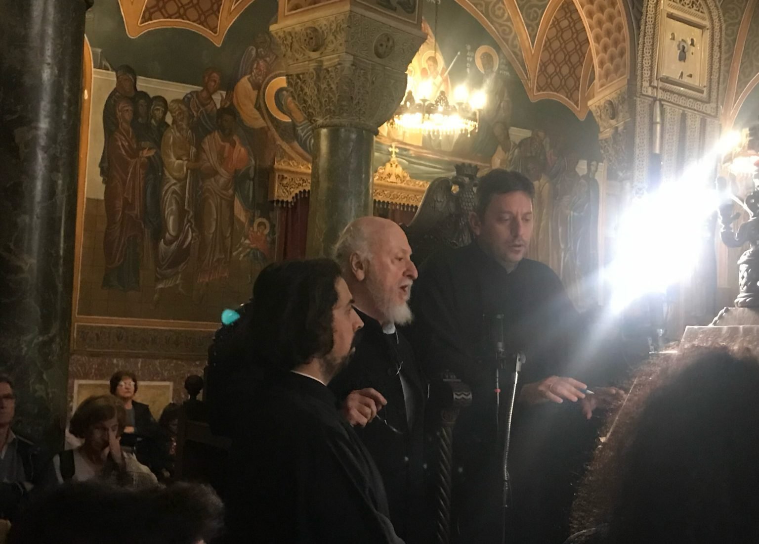 Όταν ο Διονύσης Σαββόπουλος έψαλλε το «Ω γλυκύ μου έαρ»