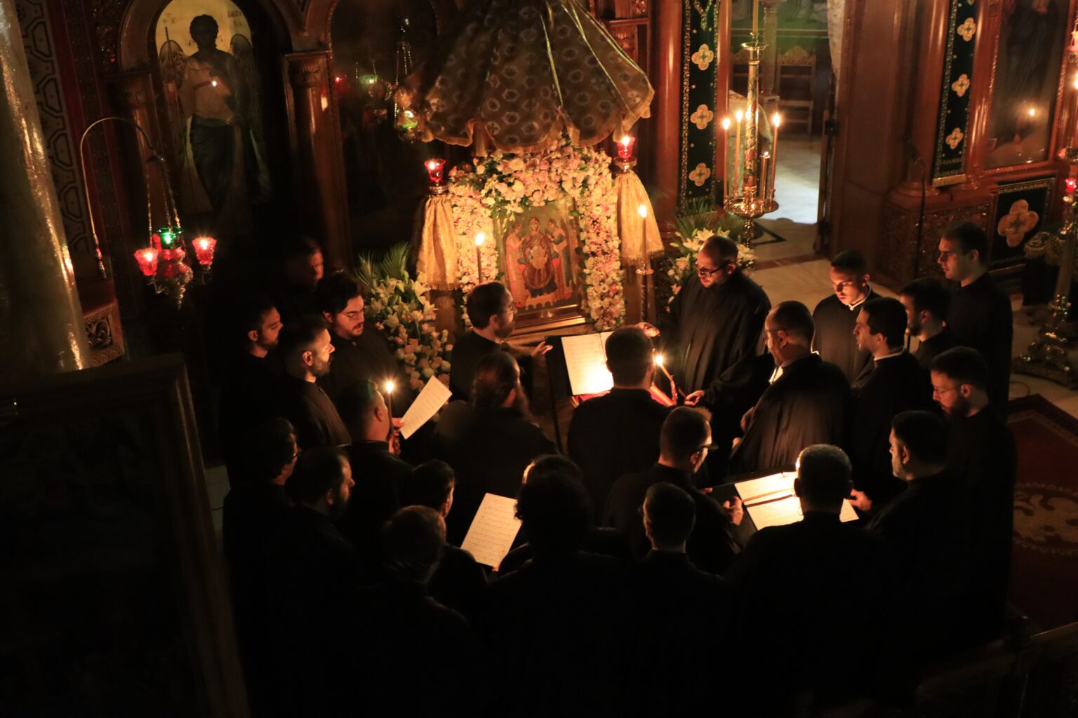 Ολονύκτιος Αγρυπνία επί τη εορτή της Αγίας Σκέπης της Υπεραγίας Θεοτόκου στον Ιερό Ναό Υπαπαντής του Κυρίου Πειραιώς