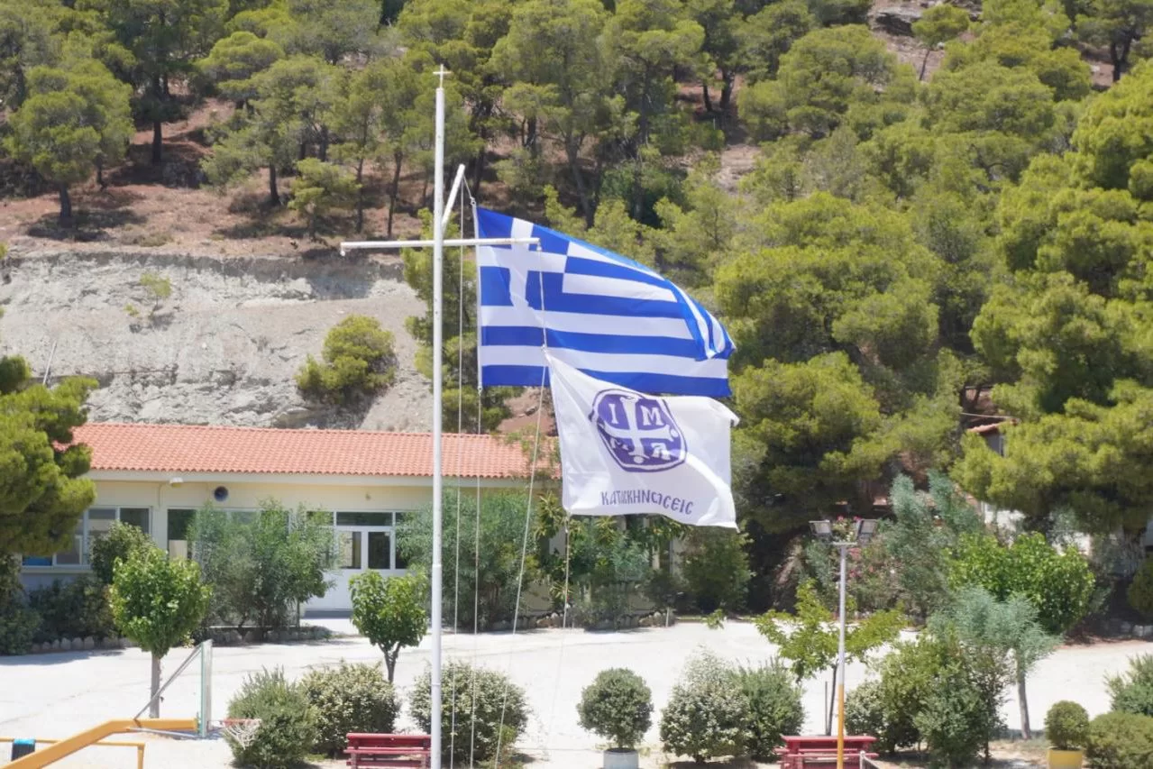Μητρόπολη Μεσογαίας :Αγιασμός Κατηχητών και Στελεχών Νεότητας