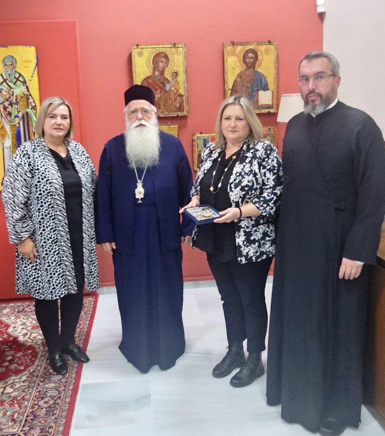 Η Αντιπεριφερειάρχης Τουρισμού και η Πρόεδρος του Περιφερειακού Συμβουλίου Θεσσαλίας και Πρόεδρος της ΕΚΠΟΛ στον Μητροπολίτη Δημητριάδος