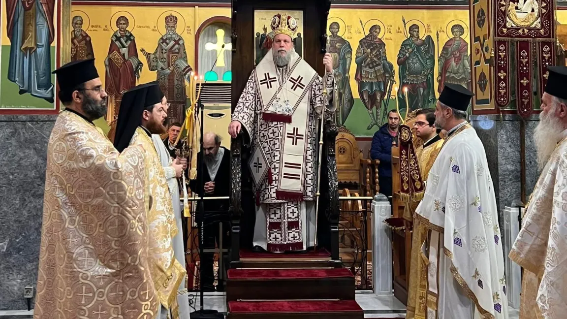 Αρχιερατική Θεία Λειτουργία στη Ν. Χαλκηδόνα
