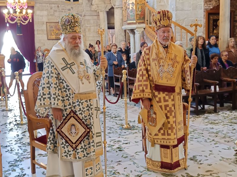 Η εορτή της Οσίας Θεοκτίστης και του Αγίου Νεκταρίου στην Πάρο