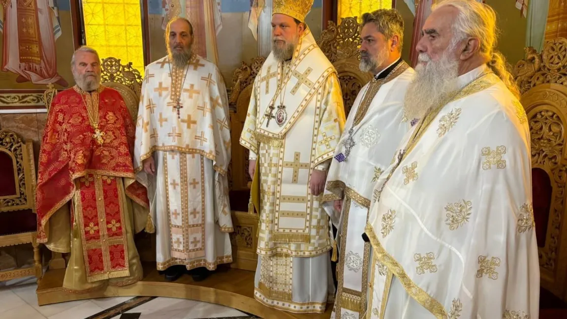 Αρχιερατική Θεία Λειτουργία στο Ηράκλειο Αττικής