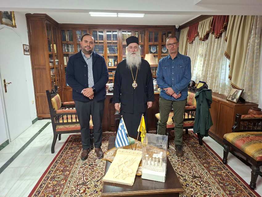 Ο Σύλλογος Επαγγελματιών επισκεφτηκε τον Μητροπολίτη Κορίνθου