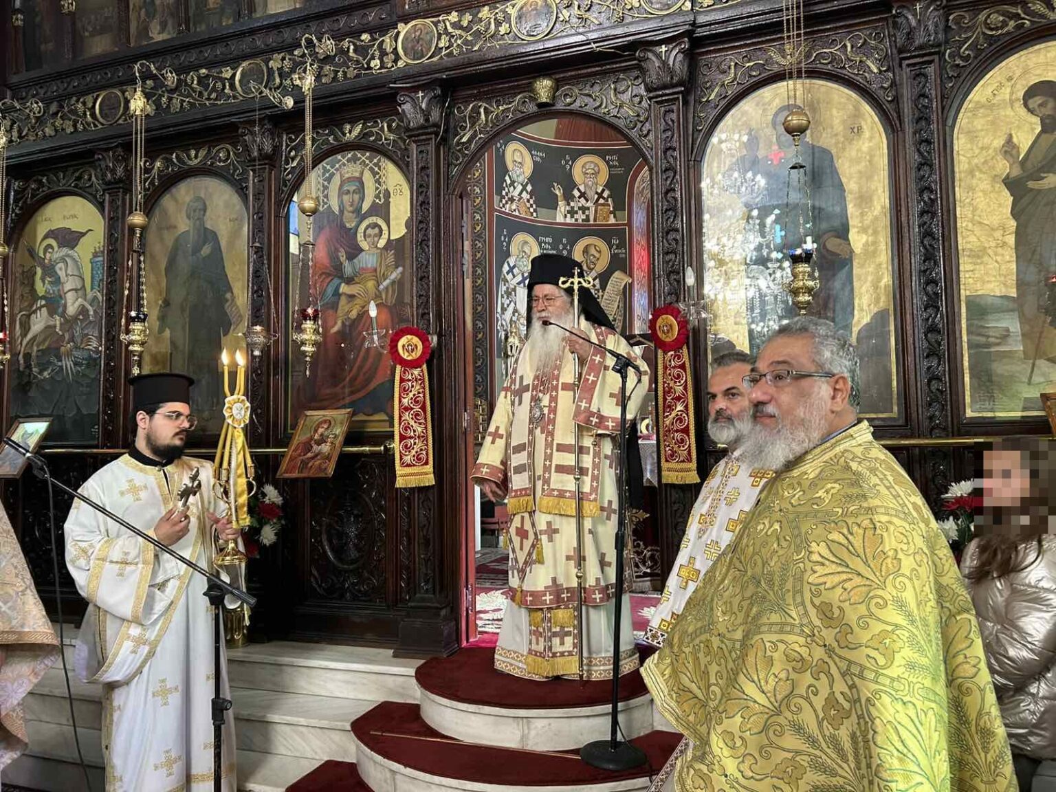 Μαθητική Θεία Λειτουργία στη Δαύλεια