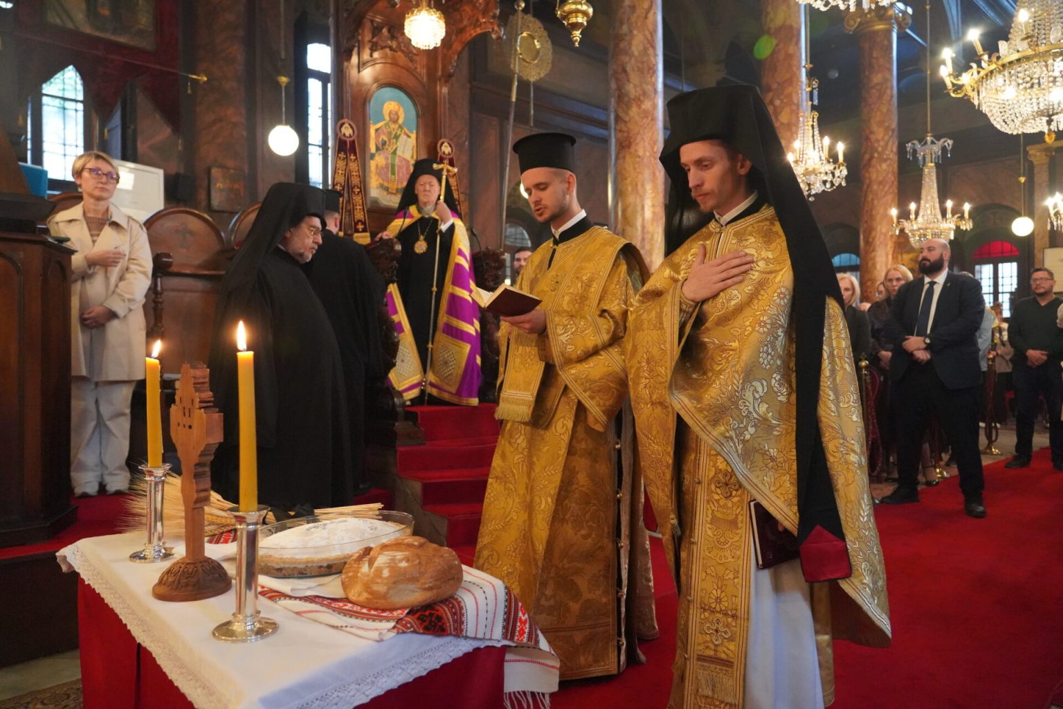 Έκκληση Οικουμενικού Πατριάρχου για προστασία αμάχων και άμεση παύση εχθροπραξιών στην Ουκρανία