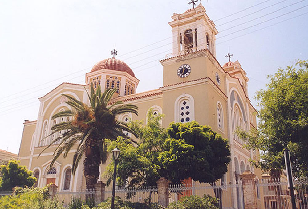 Καθημερινά Θεία Λειτουργία  (“Σαρανταλείτουργο”) στον Μητροπολιτικό ναό της Χίου