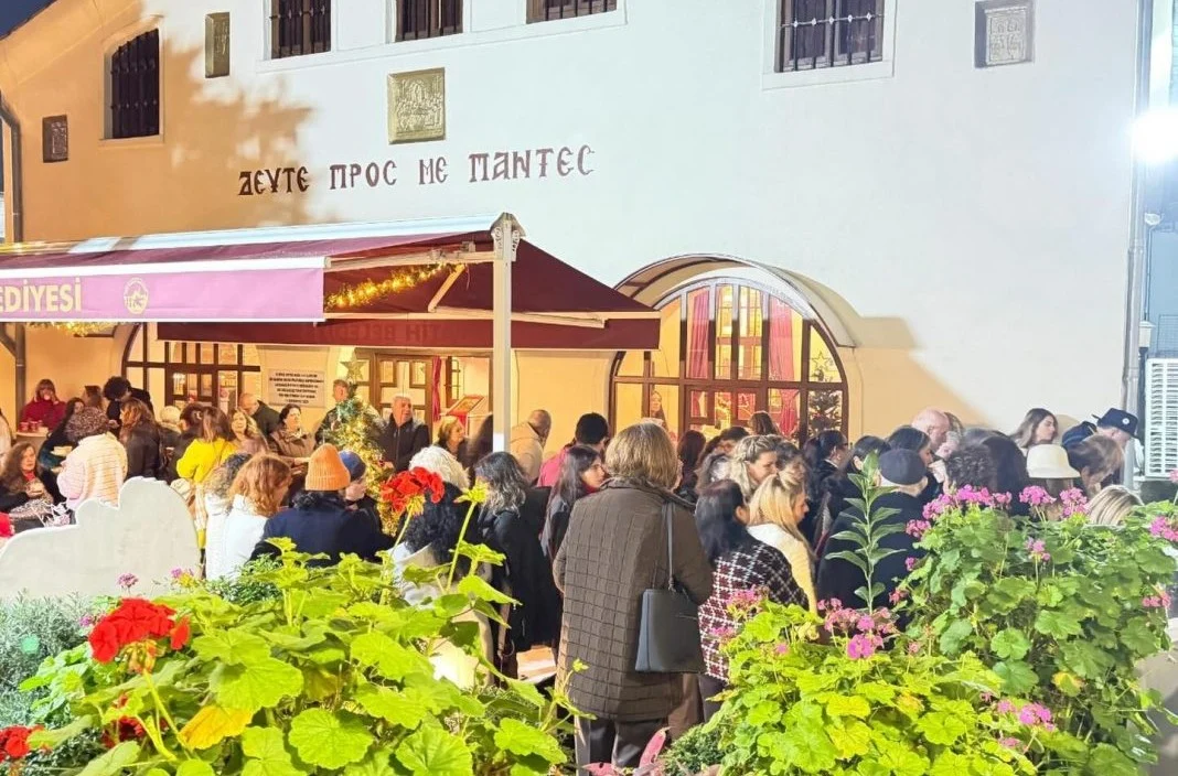 Τα Χριστούγεννα στην Κοινότητα της Παναγίας Μπαλίνου, στην Πόλη