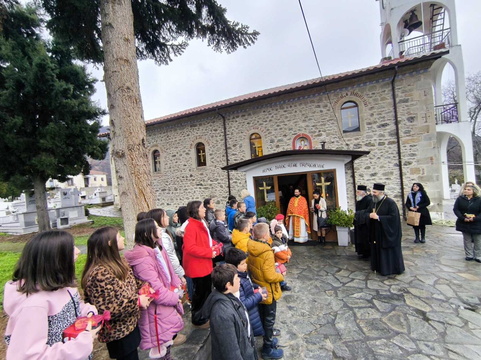 Ο Μητροπολίτης Φλωρίνης πραγματοποίησε ποιμαντική επίσκεψη στις Πρέσπες