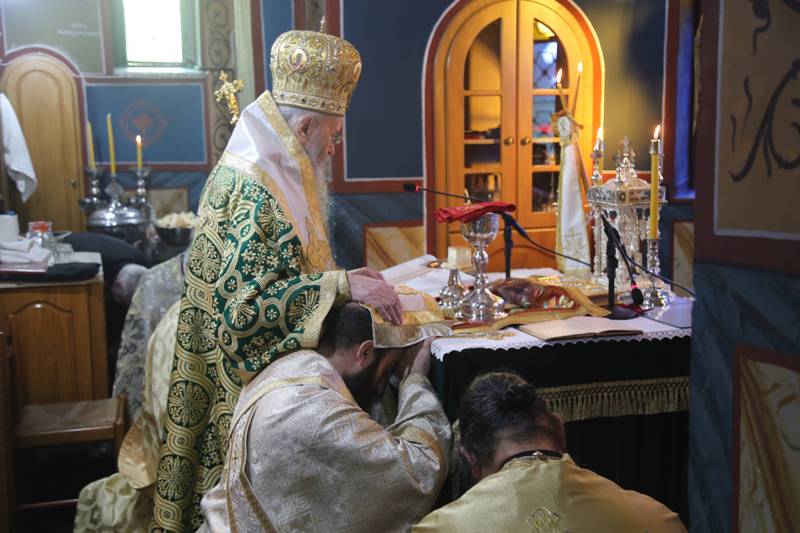 Ἑορτή ἁγίου Διονυσίου τοῦ ἐν Ζακύνθῳ, χειροτονία Διακόνου στὴν Ναύπακτο