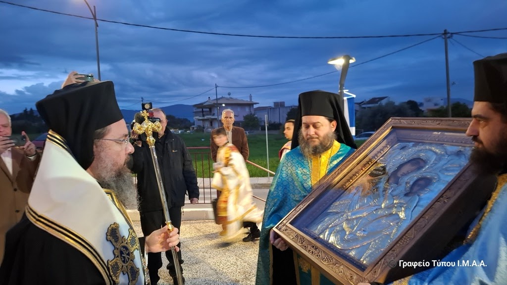 Υποδοχή της Ιεράς Εικόνας της Παναγίας Τρυπητής  στον Ι. Ν. Αγίας Βαρβάρας Αγρινίου