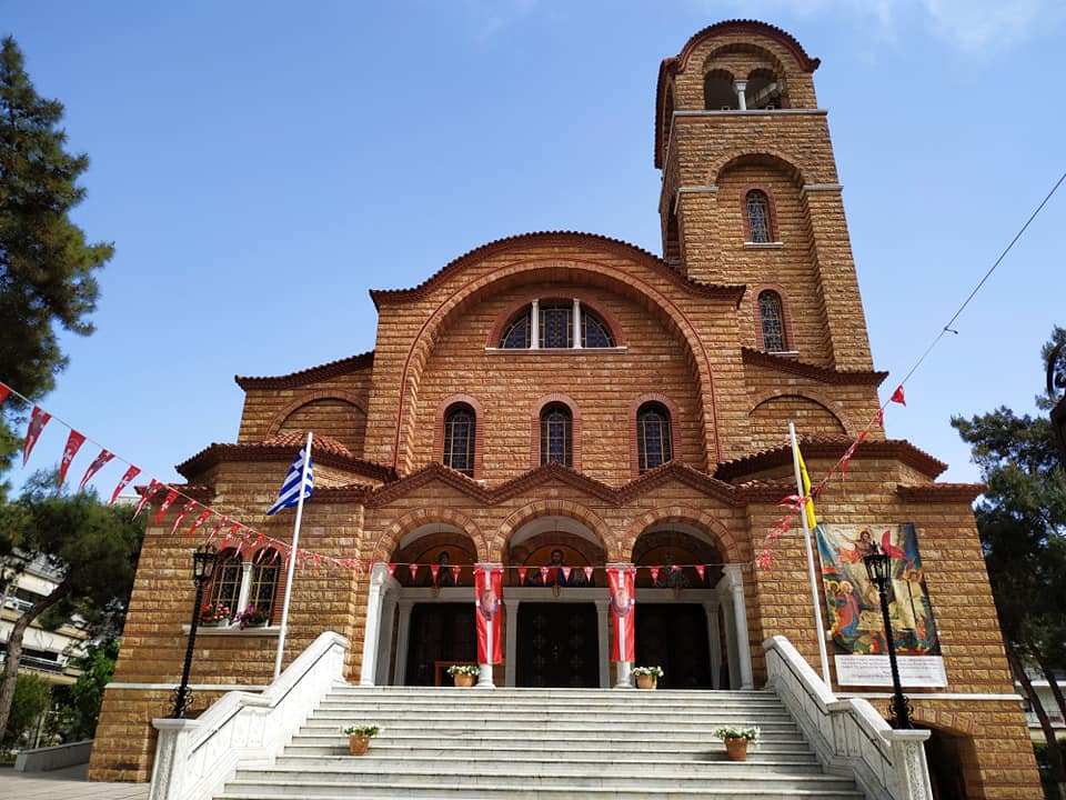 Υποδοχή τμήματος της καρδιάς του Αγίου Λουκά στον Ι.Κ.Ν. Αγίου Νικολάου Καλαμαριάς που πανηγυρίζει- ΑΠΕΥΘΕΙΑΣ ΜΕΤΑΔΟΣΕΙΣ από την 4Ε