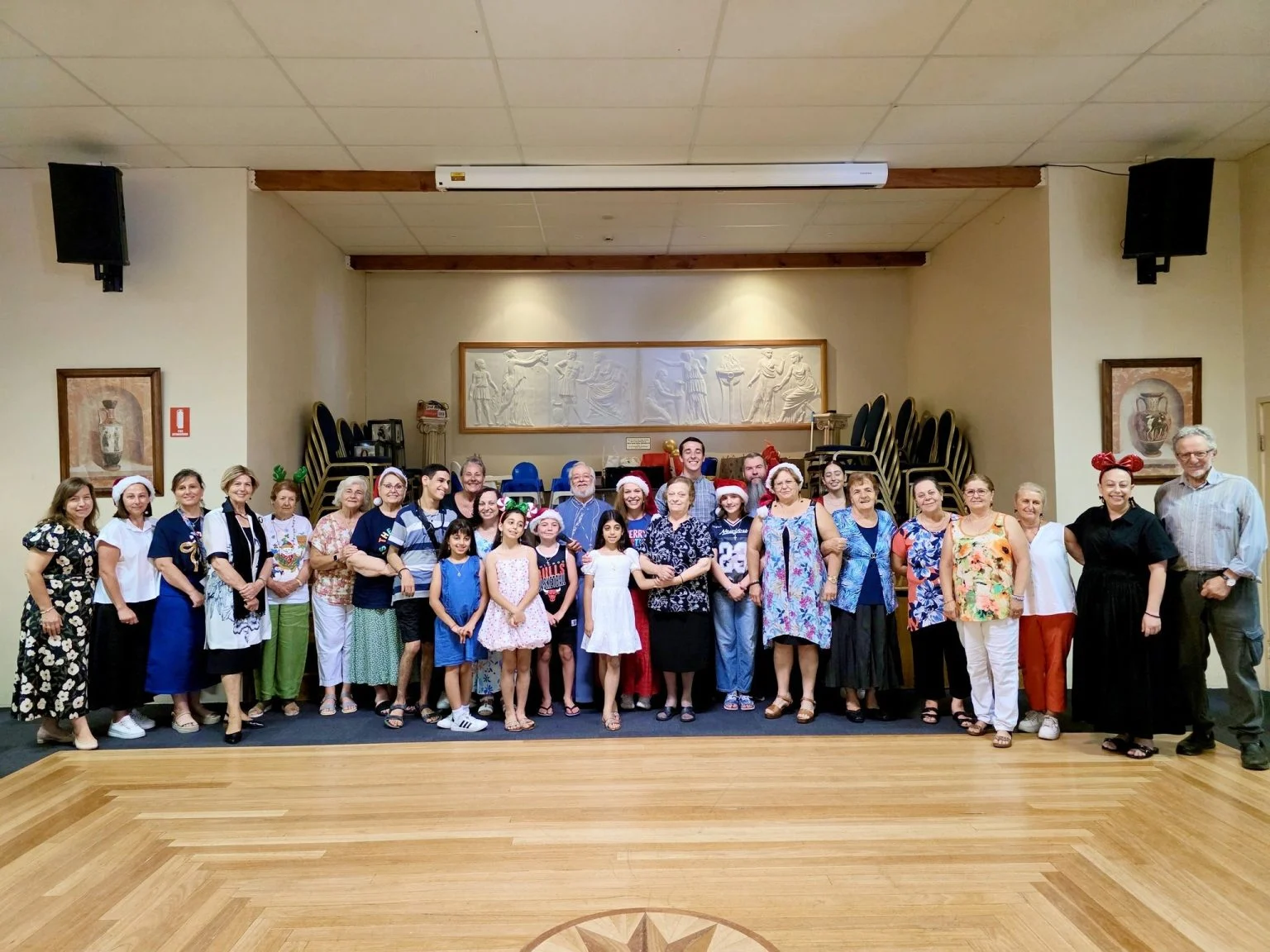 Newcastle: Χριστουγεννιάτικη εκδήλωση για τους ηλικιωμένους στην Ενορία-Κοινότητα Αγίων Αποστόλων