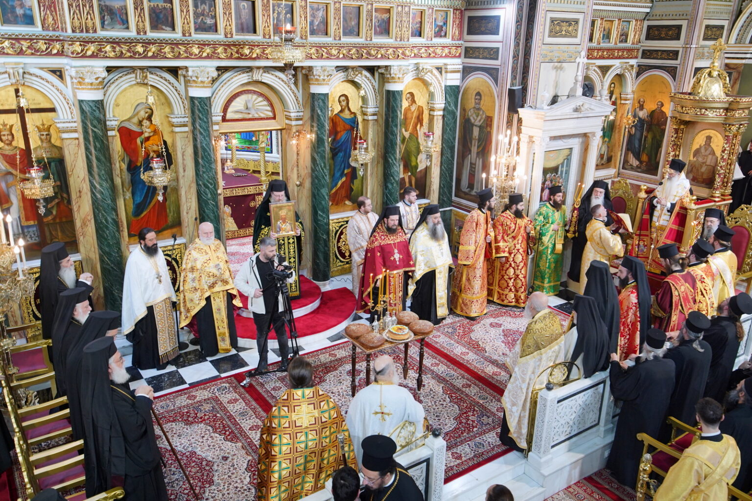 Τα Ονομαστήρια του Μητροπολίτη Πειραιώς Σεραφείμ