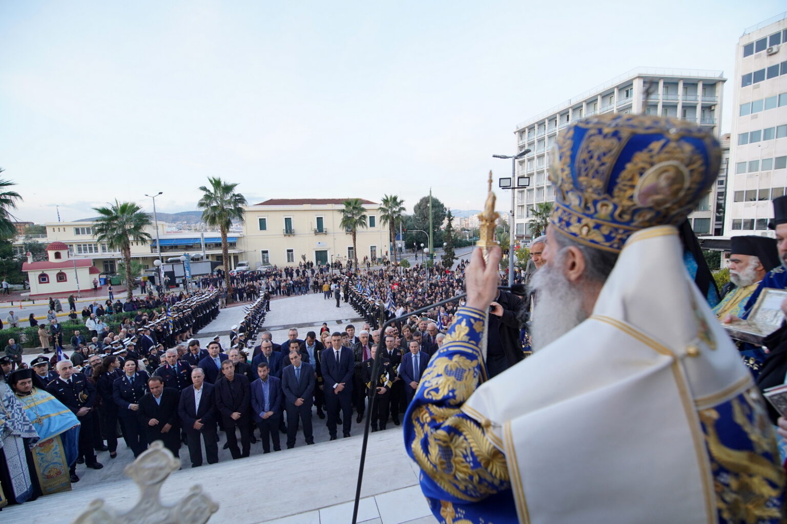 Ο Πειραιάς τίμησε τον Συμπολιούχο του, Άγιο Νικόλαο